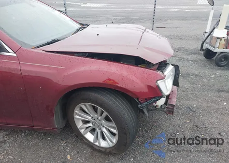 2017 Chrysler 300 Limited из США, поврежденный, VIN 2C3CCAAG4HH661953